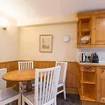 Unique Country Cottage Nr Nature Reserve Sleeps 4