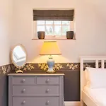 NEW Cosy 2 Bedroom Detached House West Finchley